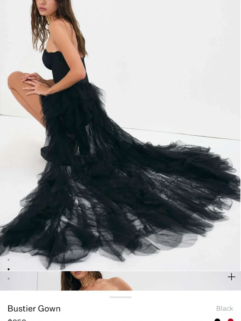 Lace dress - Picture 3 of 3